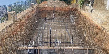 Araç içinde tabancayla vurularak ölen kadın toprağa verildi
