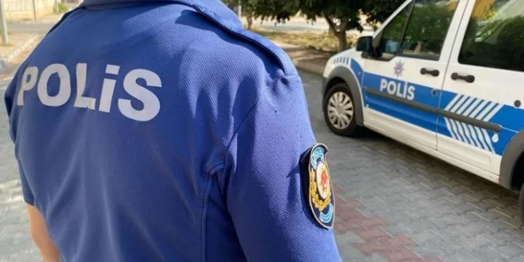 Dilovası’nda kaçak sigara operasyonu: 2 gözaltı
