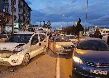 Tokat’ta inşaat kazısında toprak kayması yaşandı, 5 daire boşaltıldı