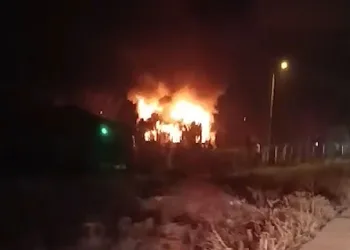 Kırıkkale’de bağ evi alev alev yandı