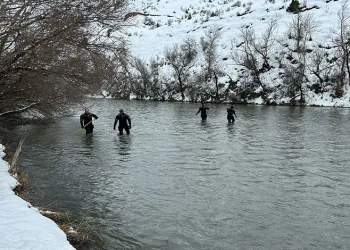 Kütahya Çiniciler Çarşısı’nda sahte para operasyonu: 2 gözaltı