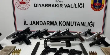 Hırsızlıktan kesinleşmiş 46 yıl hapis kararı vardı, polisten kaçamadı