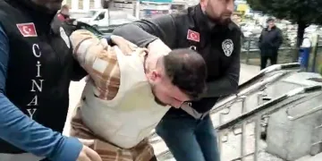 İlk kez ceza yedi, ceza makbuzuyla hatıra fotoğrafı çektirdi