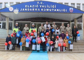 Aksaray’da bıçaklı kavga: 1 yaralı