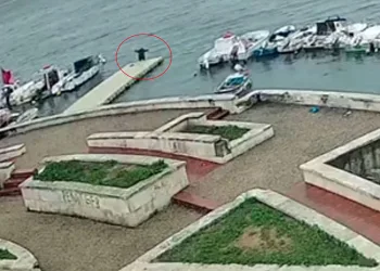 Trenin çarptığı yaya hayatını kaybetti
