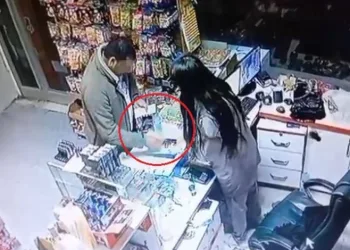 Kütahya Çiniciler Çarşısı’nda sahte para operasyonu: 2 gözaltı