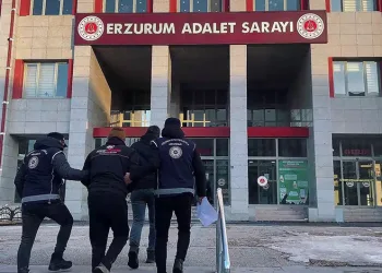 FETÖ’ye üye olmaktan aranan şahsı JASAT yakaladı