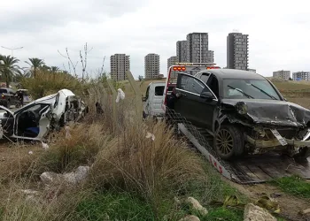 Elindeki cisimle araçları çizdi, rahat tavırları ‘pes’ dedirtti