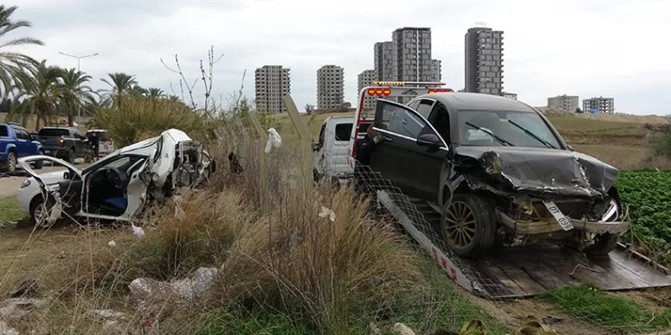 Elindeki cisimle araçları çizdi, rahat tavırları ‘pes’ dedirtti
