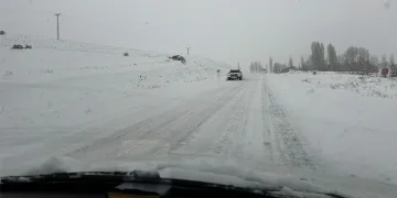 Sivas’ta 34 yerleşim yeri ulaşıma kapandı
