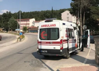 Müşteri gibi geldiler, çilingir sofrasını bedavaya getirdiler