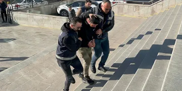 127 yıl kesinleşmiş hapis cezası bulunan cezaevi firarisi yakalandı