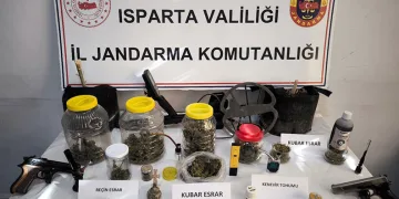 Körfez’de 512 karton kaçak sigara ele geçirildi