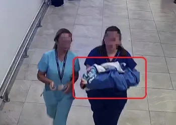 Seyir halindeki cip alev aldı
