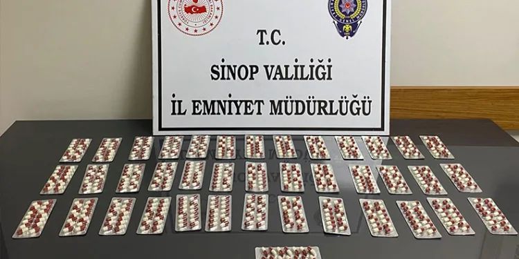 Sinop’ta 560 adet uyuşturucu hap ele geçirildi