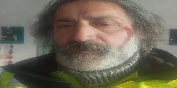 Müşteri gibi geldiler, çilingir sofrasını bedavaya getirdiler