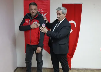 OBAK’a yıldızlı tebrik kutlaması
