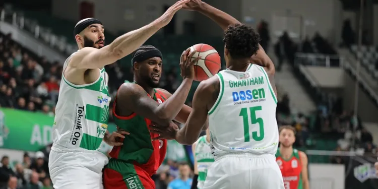 Bursaspor Yörsan: 104 – Yalovaspor Basketbol: 93