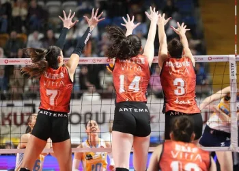 Sultanlar Ligi: Kuzeyboru: 1 – Eczacıbaşı Dynavit: 3