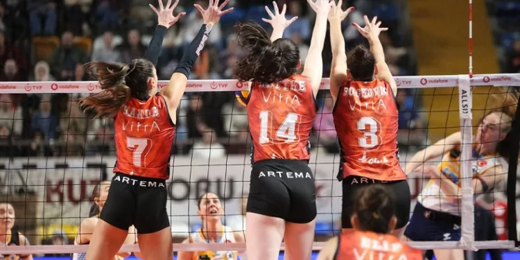 Sultanlar Ligi: Kuzeyboru: 1 – Eczacıbaşı Dynavit: 3