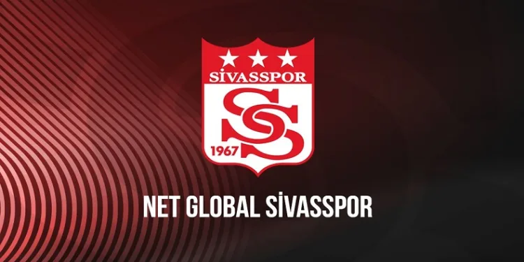 Sivasspor: “Rey Manaj’ı hedef alan hadsiz yorumları kınıyoruz”