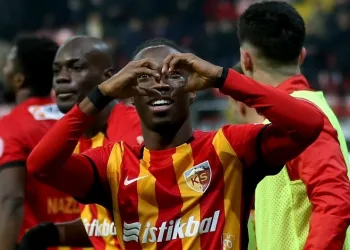 Kayserispor’da Carlos Mane: “Biz iyi bir takımız”