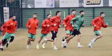 Bursaspor’un bu haftaki rakibi Karşıyaka’da Onur ve Cenk Ahmet’e af çıkmadı
