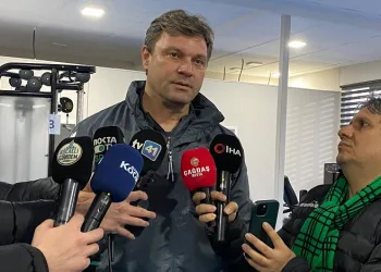 Kocaelispor Teknik Direktörü Ertuğrul Sağlam: “Liderliğin keyfini yaşıyoruz”