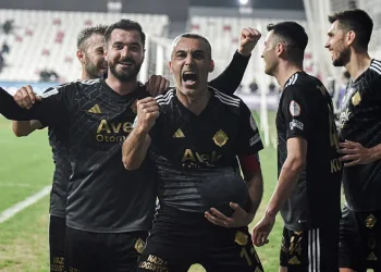 Altay’ın en golcüsü 43 yaşındaki Murat Uluç