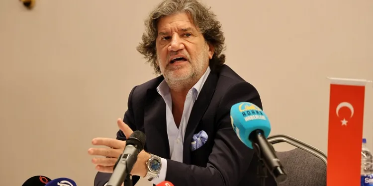 Adana Demirspor eski başkanı Metin Korkmaz: “Sosyal medya üzerinden Murat Sancak’a saygı istiyorum”