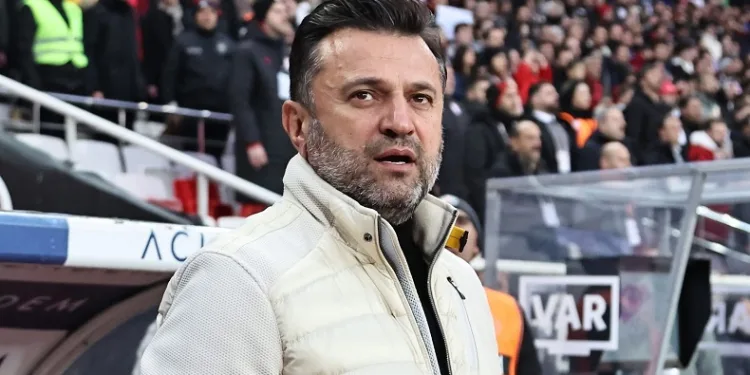 Sivasspor’da Bülent Uygun istifasını yönetime bildirdi
