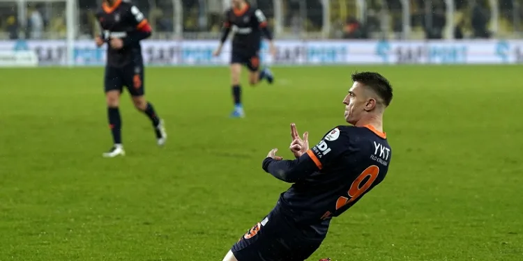 Krzysztof Piatek, gol krallığında zirveye yerleşti
