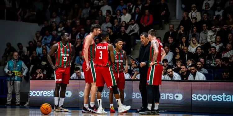 Karşıyaka Basketbol, avantajı kaptı
