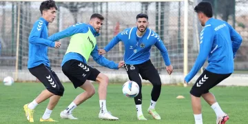 Menemen FK kupadan elendi, lige odaklandı