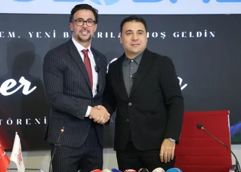 Sivasspor’un yeni teknik direktörü Ömer Erdoğan imzayı attı
