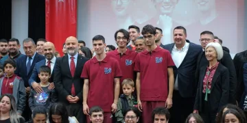 Mete Gazoz: “Ok atmaya 3 yaşında başladım”