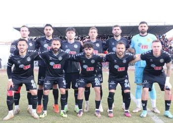 Eskişehirspor, Akşehir deplasmanında liderliği kaptırdı