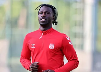 Sivasspor, adı Wanda Nara ile anılan Keita Balde’yle yollarını ayırdı