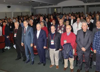 Bursaspor ile aynı grupta bulunan Karşıyaka’ya kayyum atanabilir