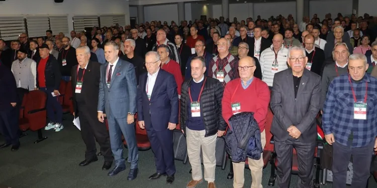 Karşıyaka’da aday belirsizliği