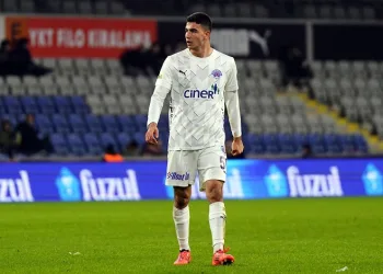 Kasımpaşa’dan Aston Villa’ya transfer oldu