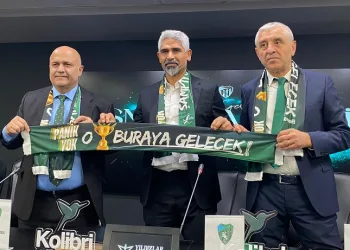 İsmet Taşdemir: “Kocaelispor için birlikte savaşacağız”