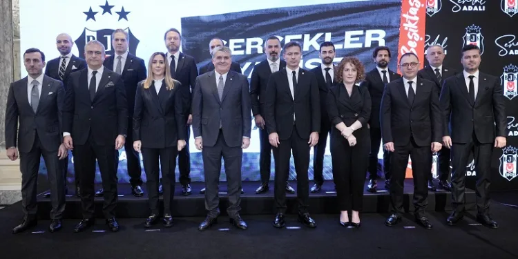 Serdal Adalı yönetim kurulunu tanıttı