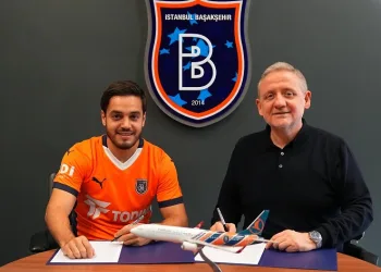 Yusuf Sarı, resmen Başakşehir’de
