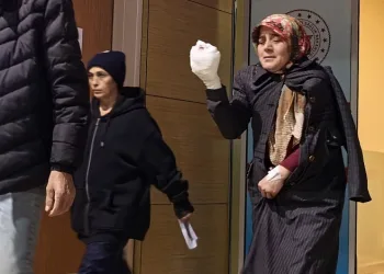 Bursa’da yem karma makinesine elini kaptıran işçi yaralandı