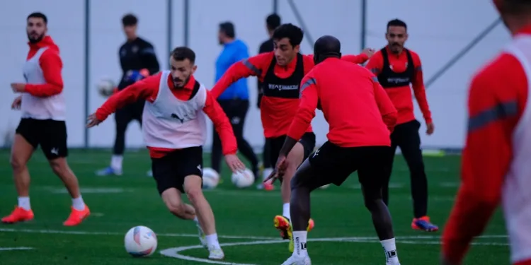 Atakaş Hatayspor, Fenerbahçe maçı hazırlıklarına başladı