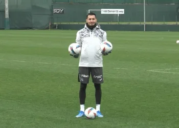 Uğurcan Çakır: “Trabzonspor’un hedefi Avrupa ve Türkiye Kupası”