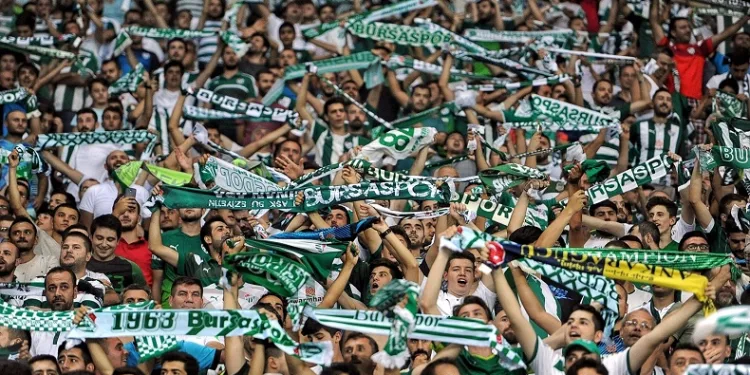 Bursaspor tribün liderlerinden taraftar yasağı açıklaması