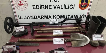 Edirne’de kaçak kazı yapan 2 kişi suçüstü yakalandı