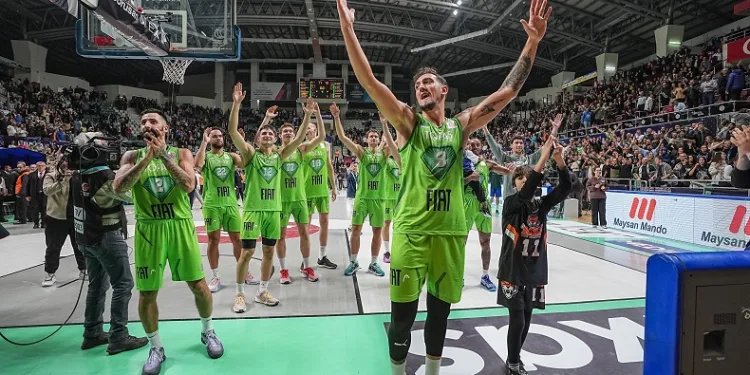 TOFAŞ: 77 – Anadolu Efes: 70